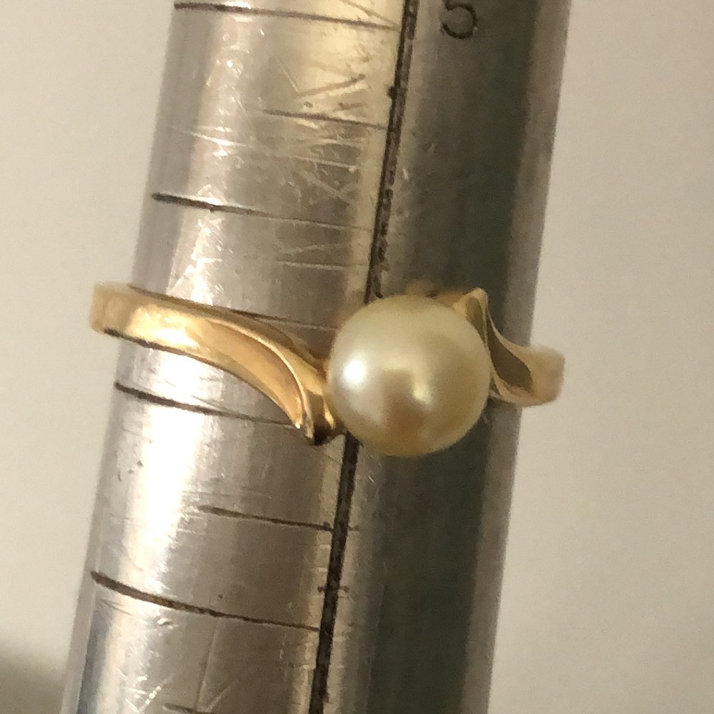 Vintage 14K Gold Pearl Ring